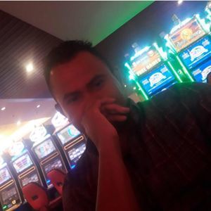 Meet your Posher, Jose